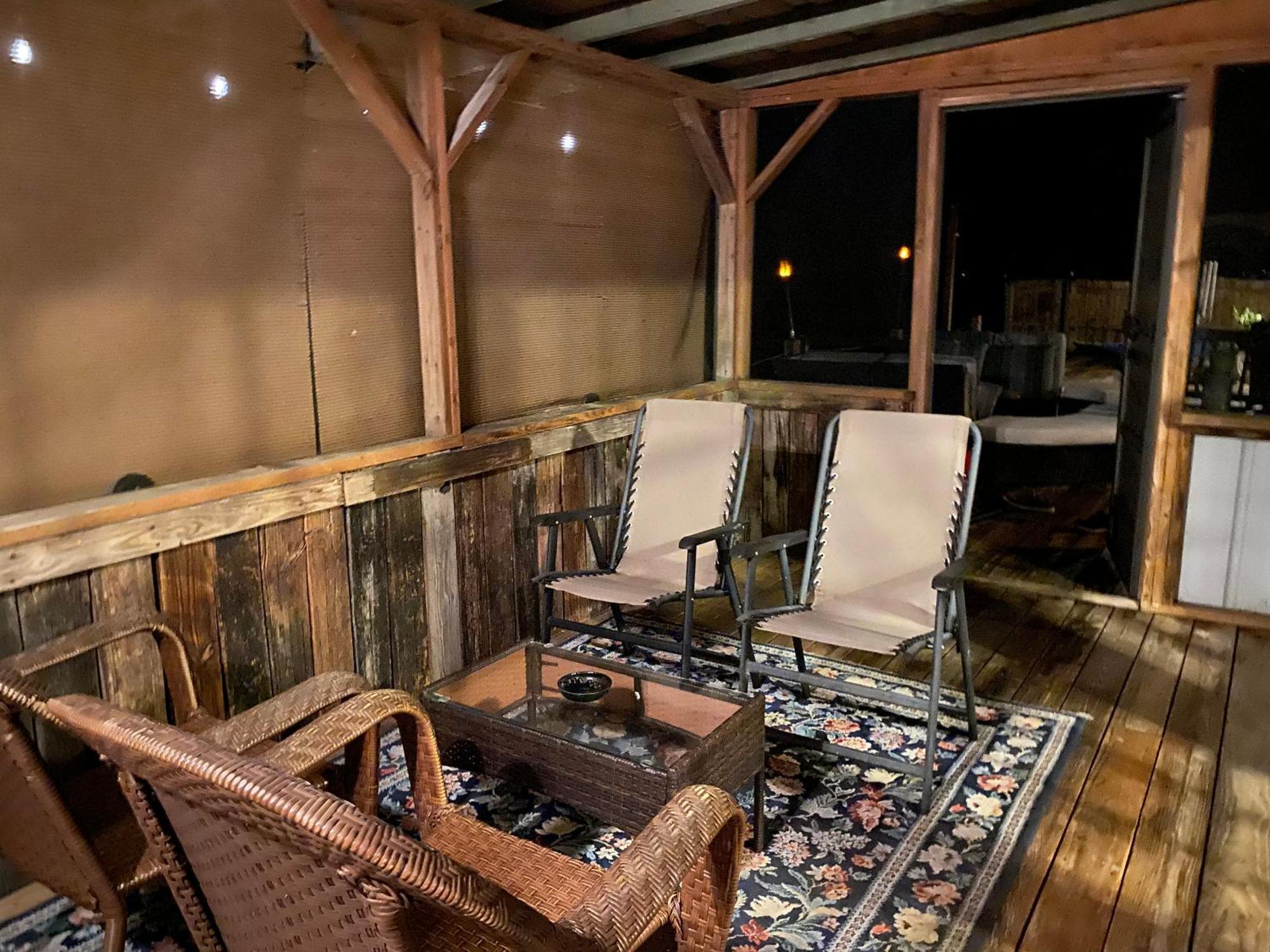 The Lodge At Runaway Bay Seville Екстериор снимка